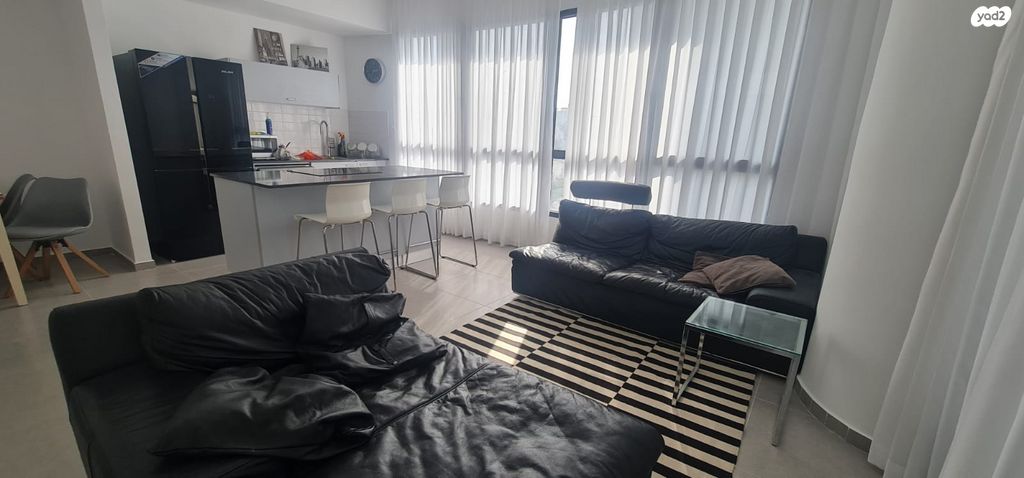 דירה, דרך מנחם בגין 158, מונטיפיורי, הרכבת, תל אביב יפו