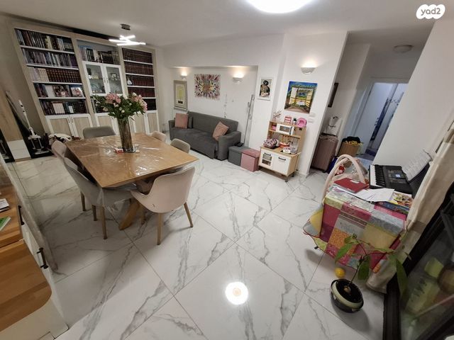 דירת גן, משה נובומיסקי 2, רמת שרת, ירושלים