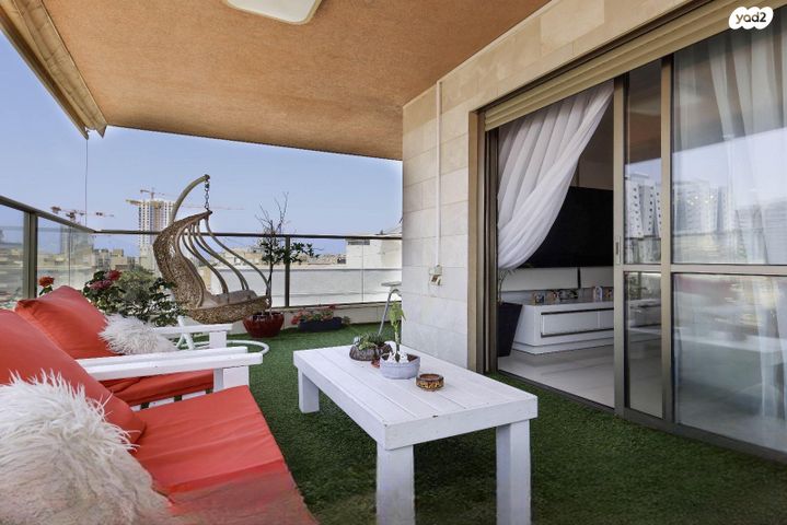 דירה, שדרות בן אב"י 61, מרכז העיר דרום, נתניה