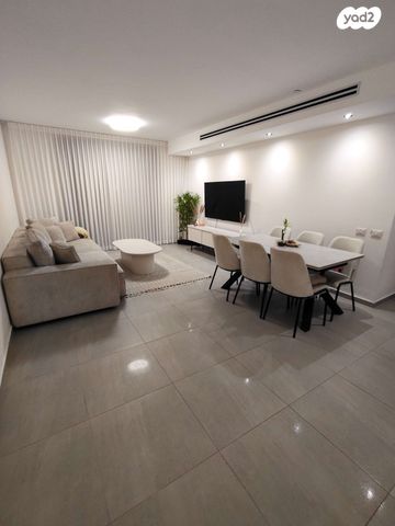 דירה, חופית 1, חורשת נח, אופקים