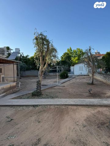 בית פרטי/ קוטג', כצנלסון 27, מרכז מזרחי, נס ציונה