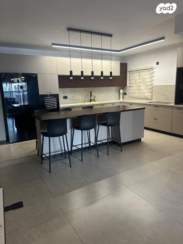 אהוד מנור 15