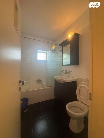 דירה, בושם 64, לבנה, תל אביב יפו