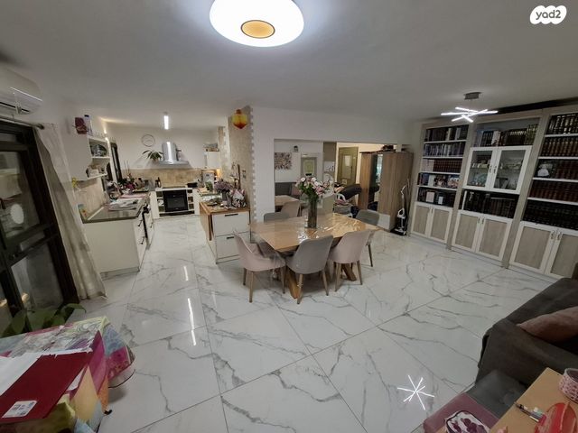 דירת גן, משה נובומיסקי 2, רמת שרת, ירושלים