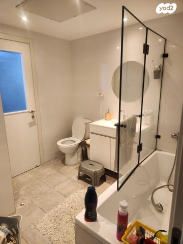 דירה, דבורה עומר 7, נאות שדה, רעננה