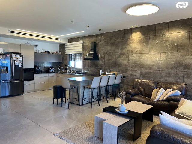 שדרות הציונות 83