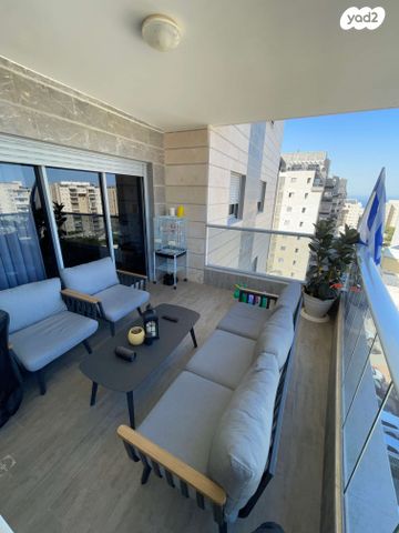 דירה, מעלה הגת 23, ברנע, אשקלון