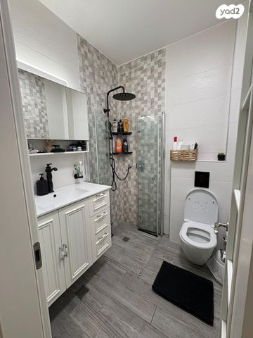 דירה, מעונות ברכה 4, השומר, ראשון לציון