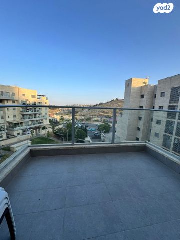 דירה, הרב ישעיהו דולגין 10, חומת שמואל, הר חומה, ירושלים