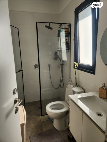 דירה, דבורה עומר 7, נאות שדה, רעננה