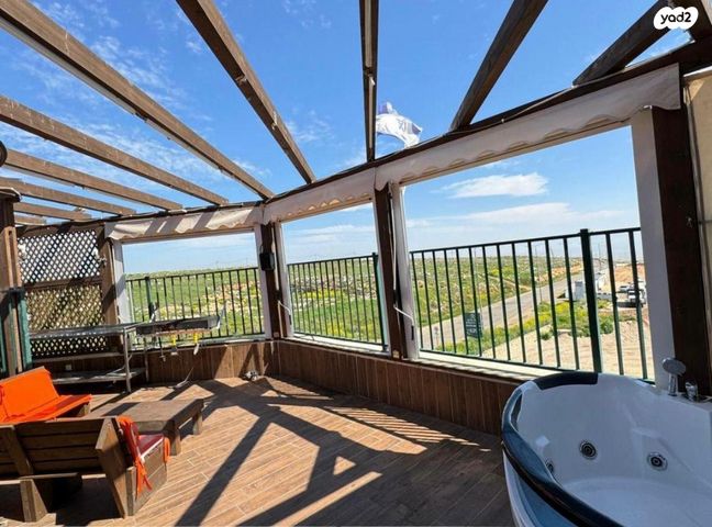 דופלקס, שדרות אדם 1, גבע בנימין, אדם - גבע בנימין