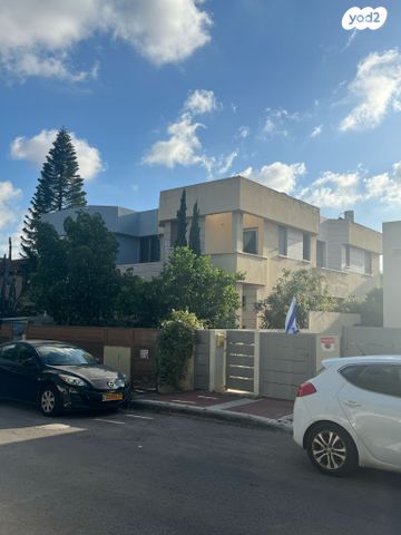 דו משפחתי, עלייה 13, מרכז מזרחי, נס ציונה