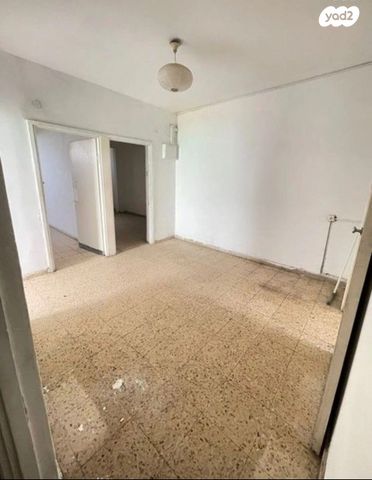 דירת גן, זולצר 5, קרית שלום, תל אביב יפו