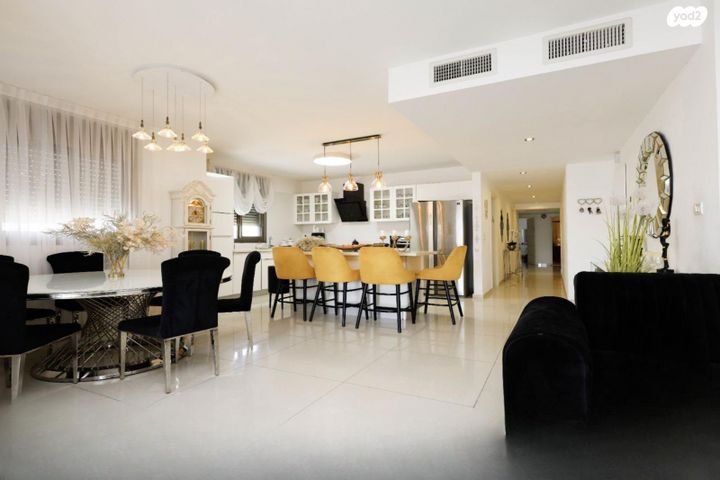 דירה, שדרות בן אב"י 61, מרכז העיר דרום, נתניה