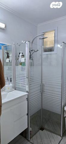 שדרות השופטים 18