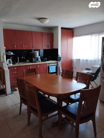 דירה, דרך שמשון 14, שכונה ב', באר שבע