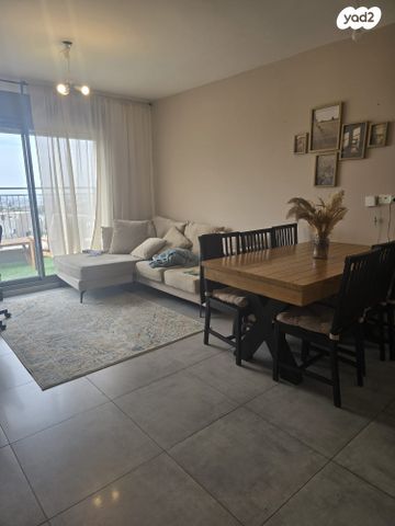 גג/ פנטהאוז, איבי נחל 1, אבני חפץ, אבני חפץ