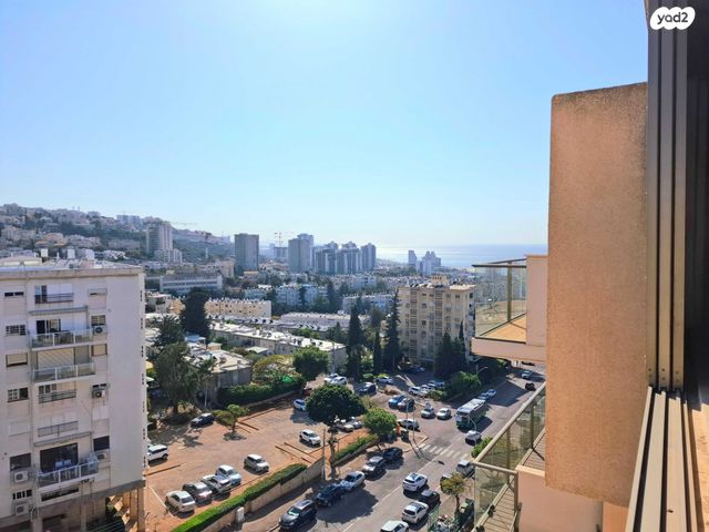 דירה, דרך צרפת 63, קרית שפרינצק, חיפה