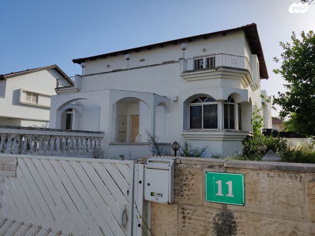 בית פרטי/ קוטג', דובדבן 11, לוד הצעירה, לוד