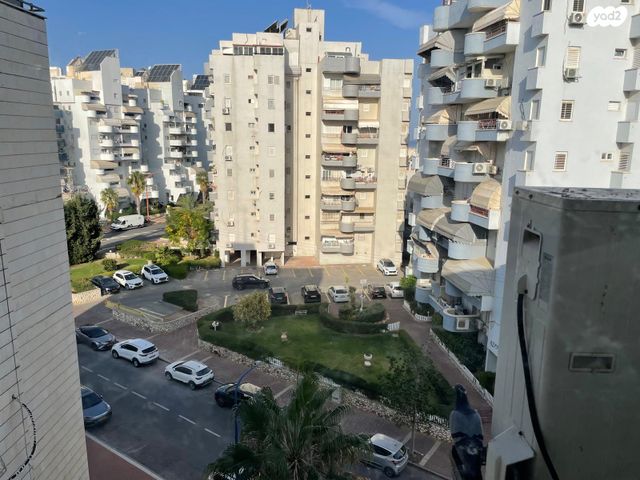 דירה, נחל קידרון 5, רובע י"א, אשדוד