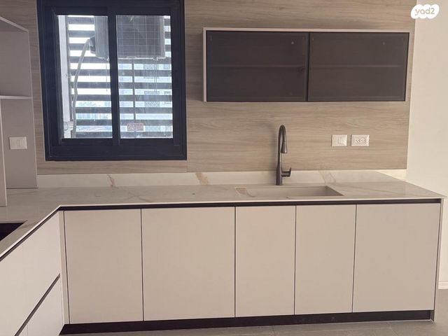 דירה, אמנון ליפקין שחק 10, נוף הטיילת, נתניה