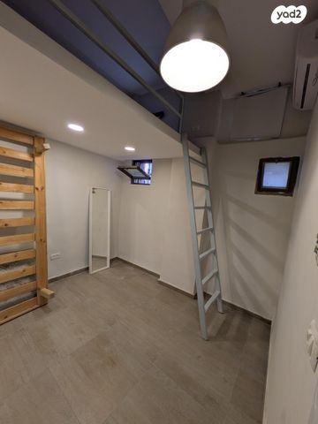 דירה, היבוק 27, מחנה יהודה - לב העיר, ירושלים