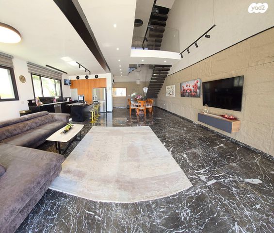 דו משפחתי, החצב 3, גבעת אולגה, חדרה