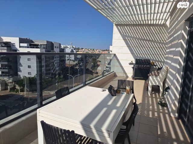 דופלקס, שדרות ציונה צרפת 27, גדרה מזרח, גדרה