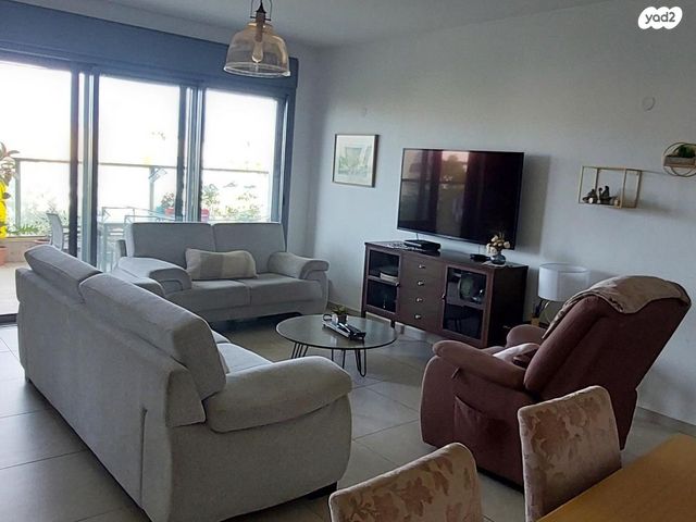 דירה, אהבת אדם 86, שרונה, כפר יונה