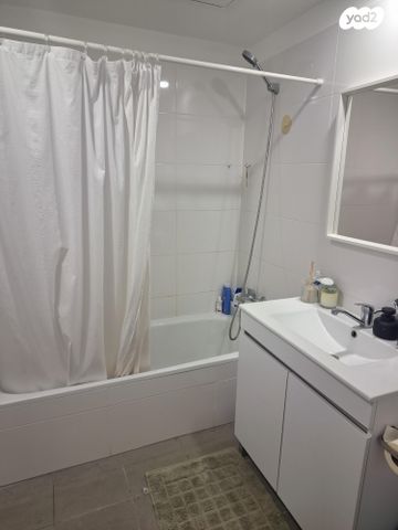 דופלקס, שדרות ציונה צרפת 27, גדרה מזרח, גדרה