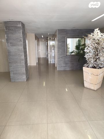 דירה, הצנחנים 30, מחנה יהודה, פתח תקווה