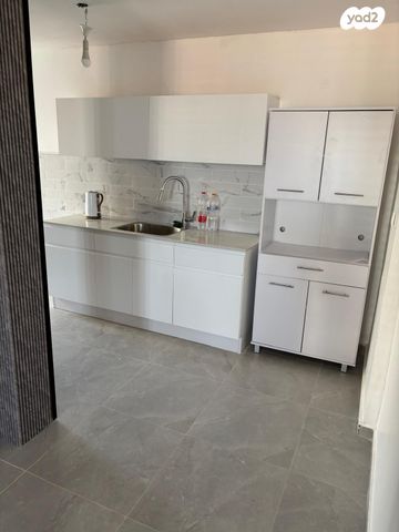 דירה, משעול יבנה 23, שכונה ט', באר שבע