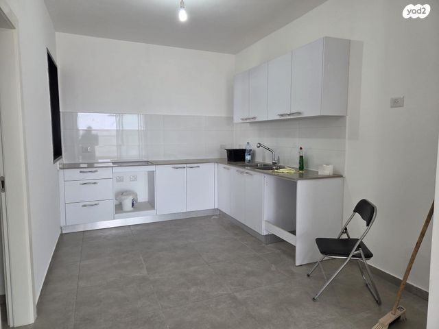 הרב שלום שבזי 235