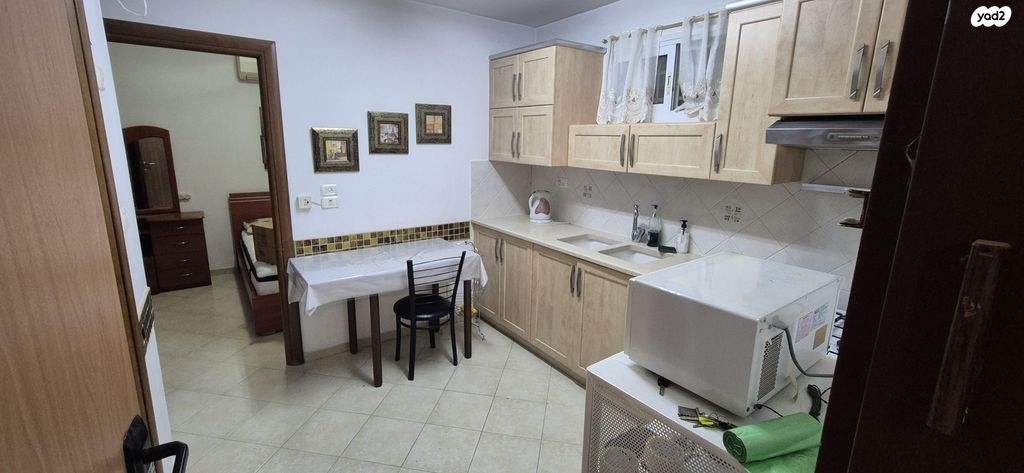 יחזקאל קויפמן 1