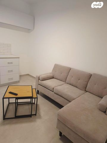 שדרות מנחם בגין 40