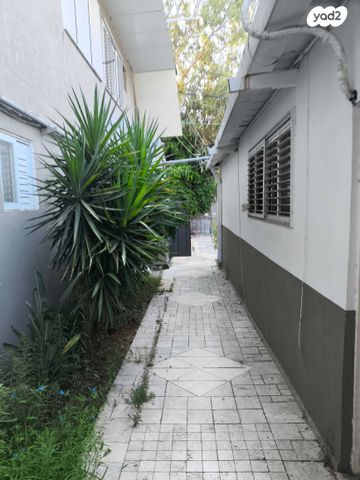 בית פרטי/ קוטג', צביה לובטקין 23, כפיר, נווה כפיר, תל אביב יפו