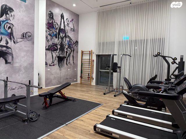 דירה, דווייט דייוויד איזנהאואר 5, אגמים, נתניה