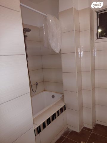 יחידת דיור, הסביון 10, אורנית, אורנית