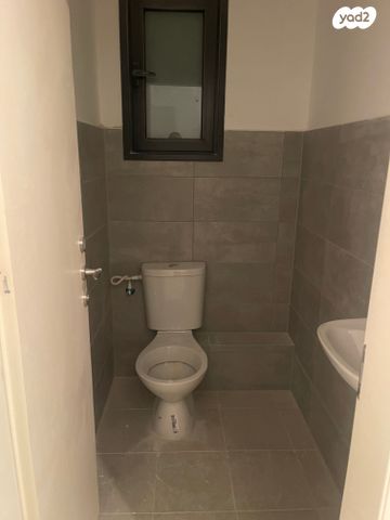 דירה, הרב שלום שבזי 225, פסגות אפק, ראש העין