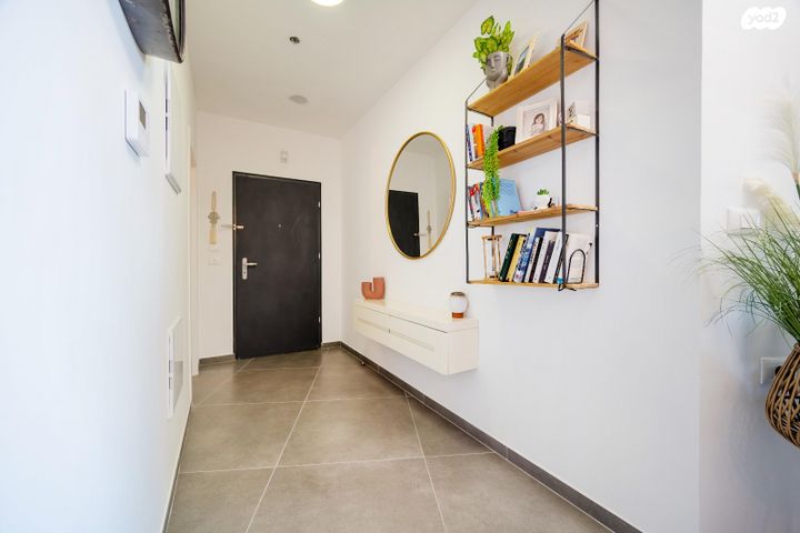 דירה, בית גוברין 15, מורשה, רמת השרון