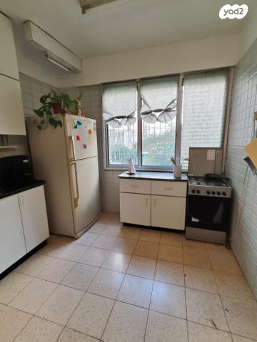 דירה, שפרינצק 12, רסקו א', חולון