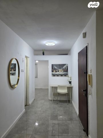 דירה, אופקים 3, גבעת עמוס, נשר