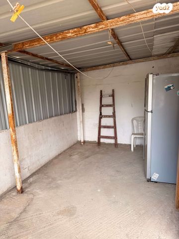 בית פרטי/ קוטג', המולדת 8, עמידר, נס ציונה