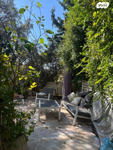 בית פרטי/ קוטג', סנונית 7, צור יגאל, כוכב יאיר / צור יגאל