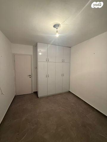 דירה, השומרון 9, פנחס ספיר, מגדל העמק