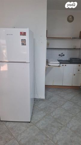 סטודיו/ לופט, אחד העם 43, שיכון א', קרית שמונה