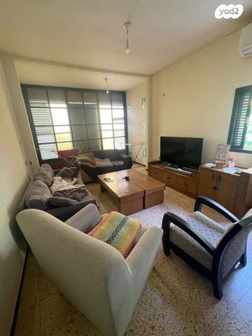 דירה, ז'בוטינסקי 26, ארלוזורוב, גבעתיים