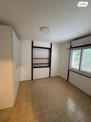 יחידת דיור, חרשים, חרשים, חרשים