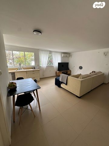 דירה, ארנון 11, אלון, רמת השרון