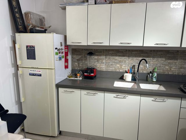 יחידת דיור, קניון בארות יצחק 1, בארות יצחק, בארות יצחק